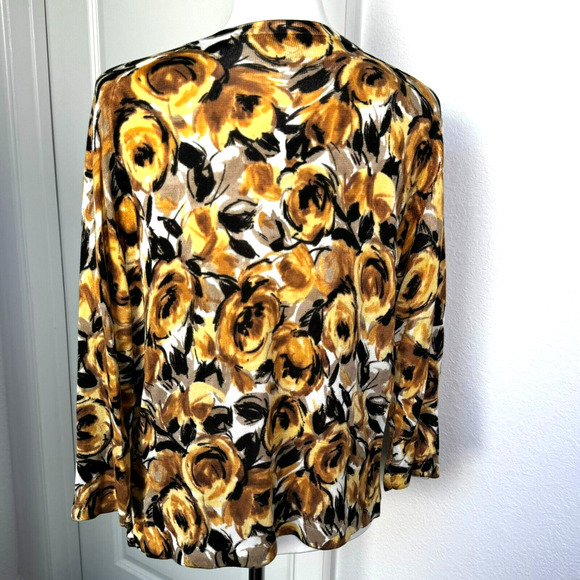 ELLEN TRACY NWT Women Large Yellow Roses Floral Bamboo Cashmere Cardigan Sweater - Picture 3 of 11